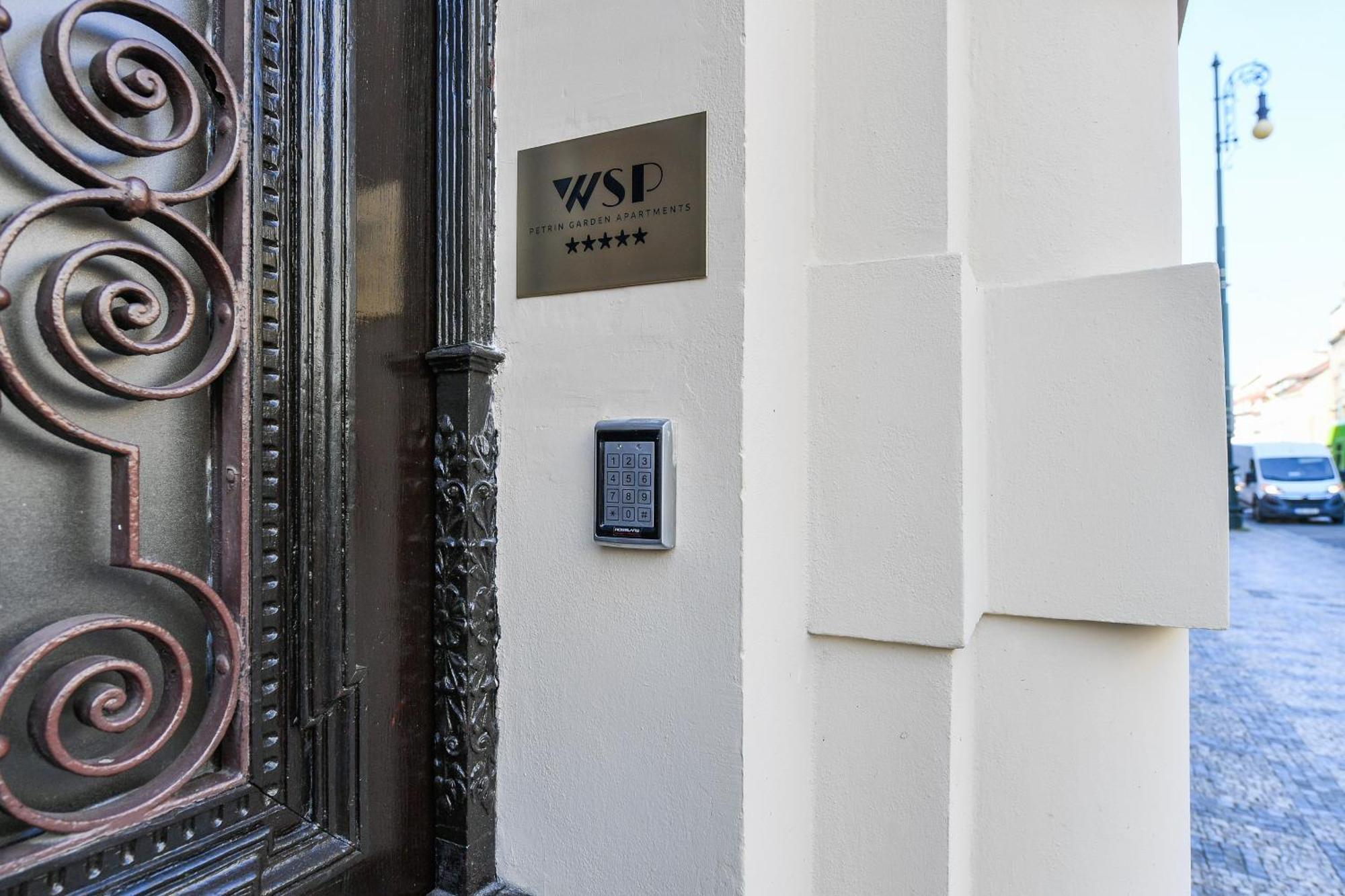 Wsp Petrin Garden Apartments 布拉格 外观 照片